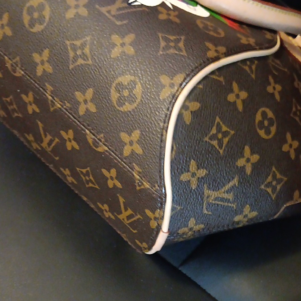 Louis Vuitton Multicolor Monogram Shoulder Bag - Picture 7 of 10